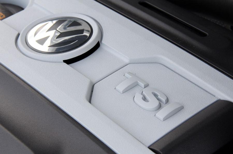 Volkswagen Beetle Turbo 2012 года  (фото 68 из 84)